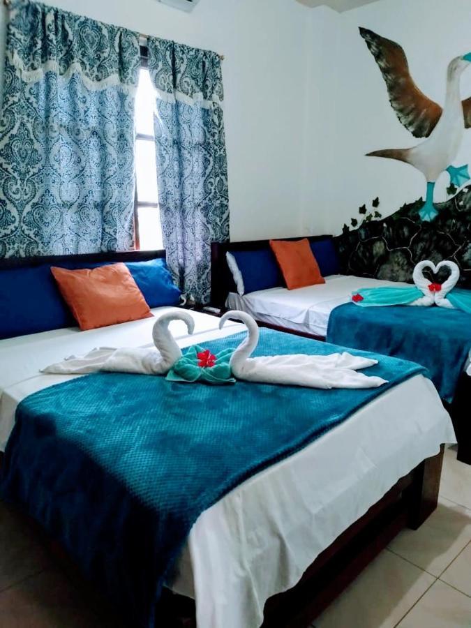 Suite Galarous Island Puerto Ayora  Bagian luar foto