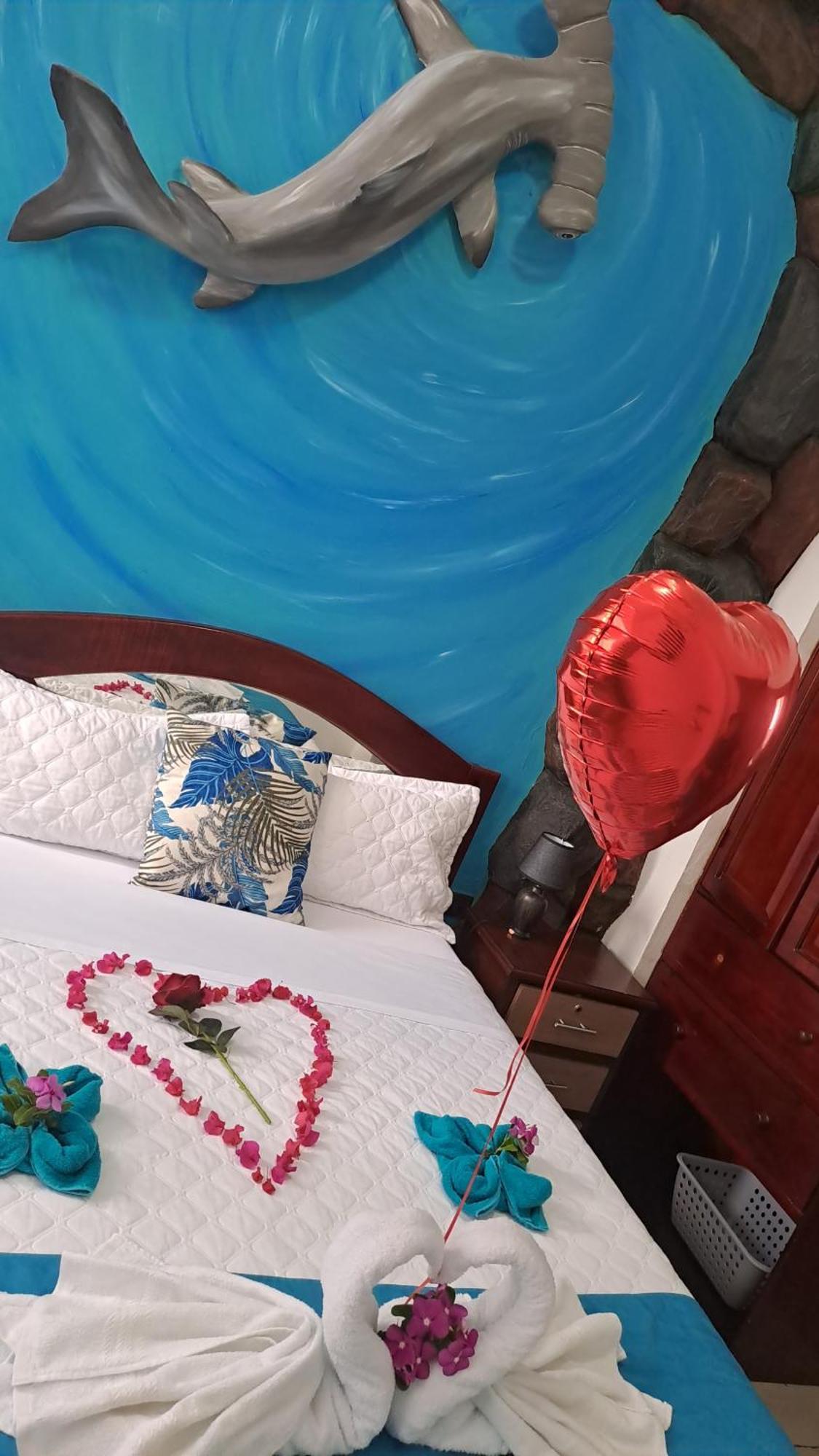 Suite Galarous Island Puerto Ayora  Bagian luar foto
