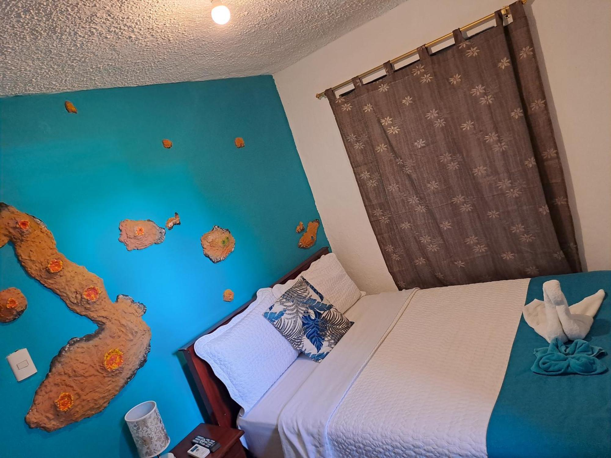 Suite Galarous Island Puerto Ayora  Bagian luar foto