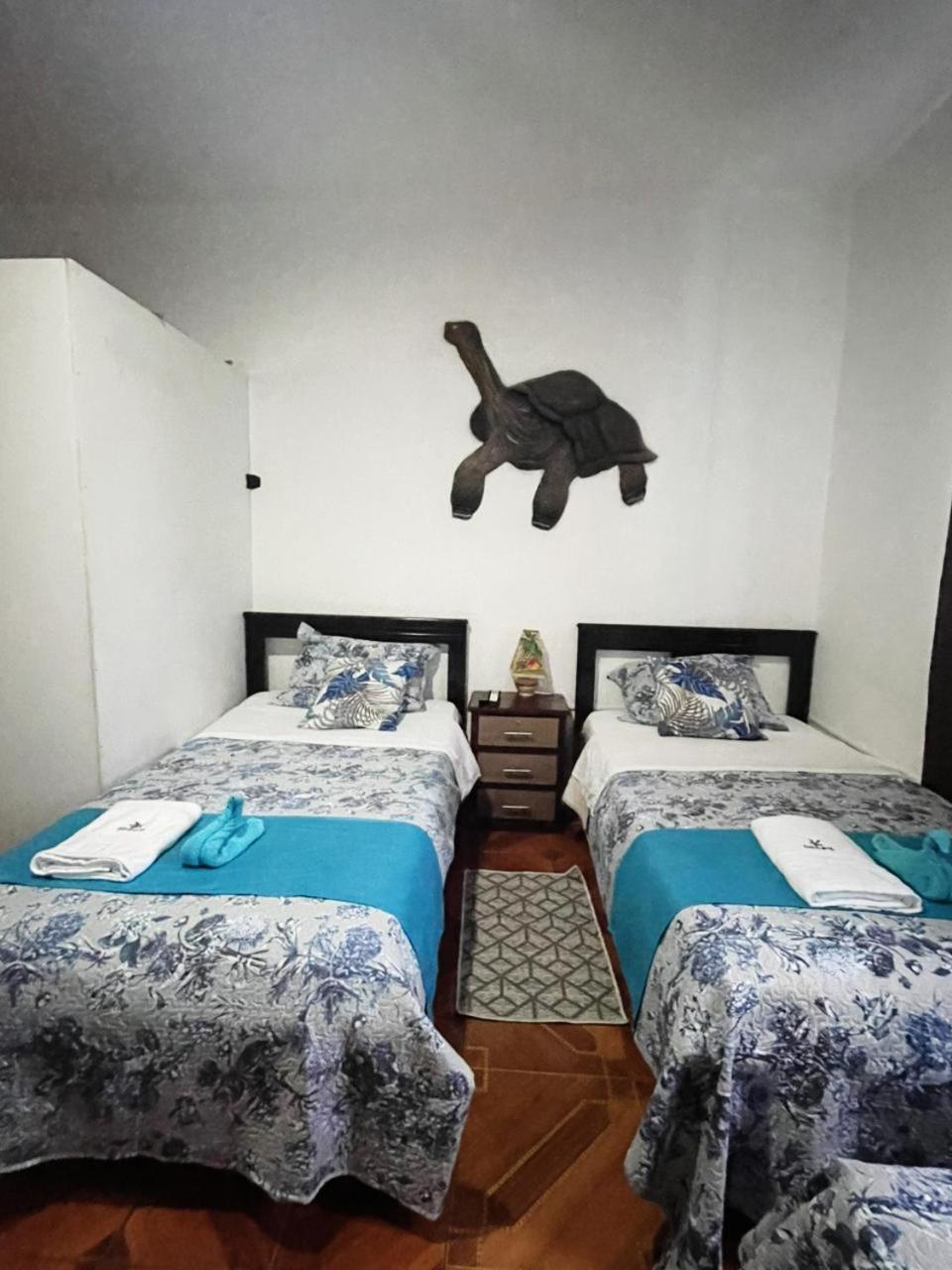 Suite Galarous Island Puerto Ayora  Bagian luar foto